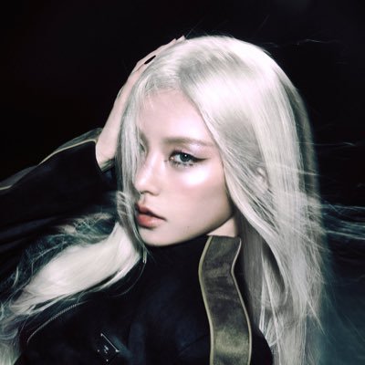 Swiftie and MIDZY (fan account)|💚💛💜❤️🩵🖤🩷🩶🤎💙🤍|💖ITZY💖