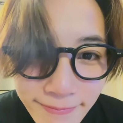 clxchxnsa's profile picture. | ot13 |  jeonghan  |  carat  |  @pledis_17  |  세븐틴  |

A soul who finds beauty in the quiet, and grace in the simplest of moments ˖✧ *. ˚