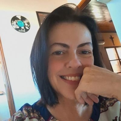 Às vezes, prefiro falar com os trabalhadores da construção do que com essas pessoas estúpidas que se denominam cultas. Frida Kahlo