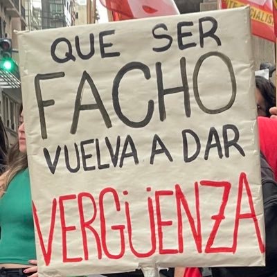 🇺🇾 🇨🇴 🇫🇷 🇪🇸 Muy zurda… Soy foca … Danubio es un sentimiento! #MayoMesDeLaMemoria