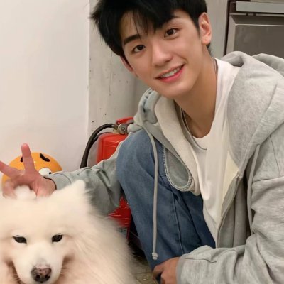 Leilalis88100's profile picture. 纯Top185cm体校生，未婚深柜，牛子粗大爱打桩｜贪玩喜欢成熟的，可约可空降，来聊天交流《接推电报Aisi58588》