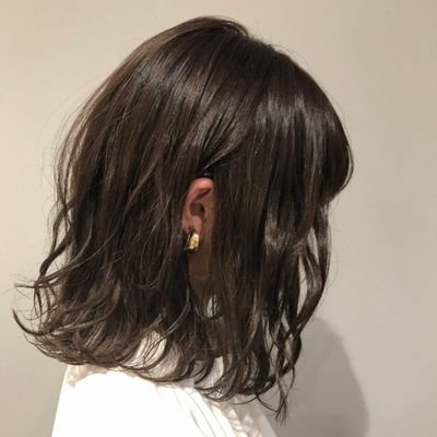 いつの間にか四半世紀以上生きてます🙋🏻♀️ 最近の楽しみは洋菓子屋さんでクッキーを買ってきて、コーヒーとセットにして部屋で食べること。