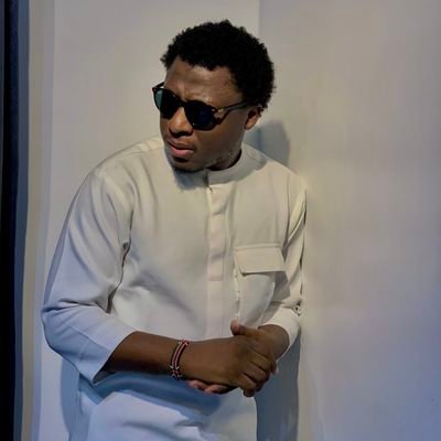 chukz_b's profile picture. cool calm collected

aka Mr Nice guy