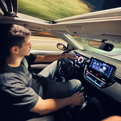 Compro, vendo y hablo de autos 🚗🛞 | + de 5 años haciendo lo que me gusta | Cordobés 🇦🇷 | Si querés comprar o vender contactate conmigo👇🏼
