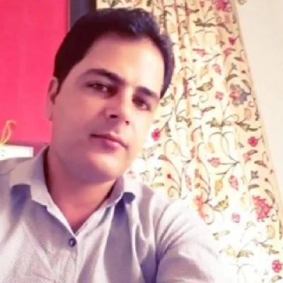 RaiesVakil17958's profile picture. 