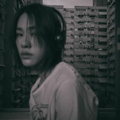 emithart's profile picture. 