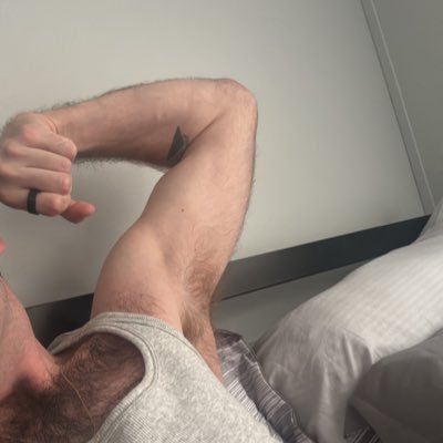 27 | 5’9 / 9.5 🦶| straight alpha jock |Financial Domination | DM to serve and tribute | https://t.co/I5OCCIKpCr | https://t.co/cJFZMoYth7