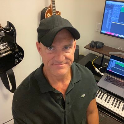 I’m originally from the Los Angeles area. F#%k Gavin Newsom! I Love music and can play the guitar! No DM. 🇺🇸 Patriot 🇺🇸