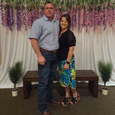 Born again believer in Christ, wife to an amazing husband and servant of the Lord & mother to 2 wonderful red heads. Psalm 118:8 #wrestlingmom @CMUWWrestling
