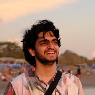 akshit_io's profile picture. Vibe Coder at $0MRR Club