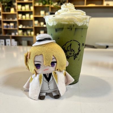 tiredxlio's profile picture. vtuber liker who draws and cosplays (sometimes) | 🦁🎫🍸💿💎🃏🔮 | main ➡️ @xaofue + wips ➡️ @liofotea