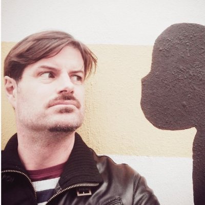 Irish singer-songwriter / Cantautor irlandés
Dublin (IRL) - Valencia (ES)