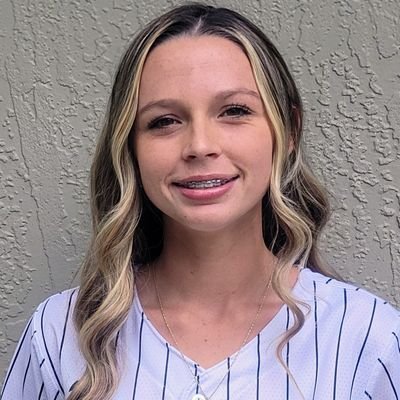 Gabby08Gonzalez's profile picture. Student~Athlete 2026✏️GPA 3.8 OF/Utility 
FL Firecarckers Mueller #️⃣4️⃣4️⃣
Auburndale High School Varsity Starter #️⃣1️⃣4️⃣
email gabby08gonzalez@gmail.com