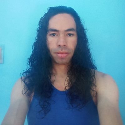 dariemlazaro's profile picture. La vida del ser humano es solo una chispa en el tiempo y el espacio. Hagan que esa chispa sea lo más luminosa posible e iluminen a los demás. La vida es amor.