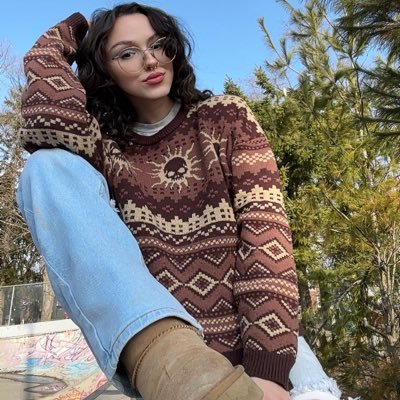 superdumbbitch's profile picture. getting everything i deserve and more
