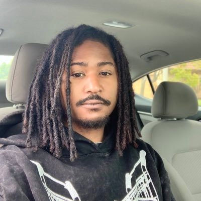Big nerd who likes dubstep & metal. Sometimes I play games on twitch C.E.O of @groceryboiz https://t.co/LpwnmxZoNZ GroceryBoiz 🛒