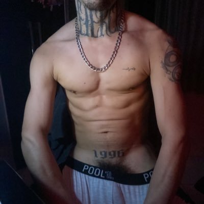 Versátil dotado com 23cm, safado, escorpiano, exibicionista, criador de conteúdo. bora?🥵🔞