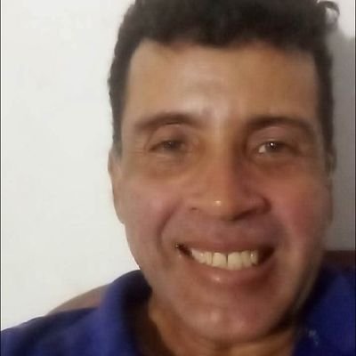 me llamo José gregorio socorro romero tengo 53 años soltero y actualmente vivo solo soy una persona con discapacidad motora