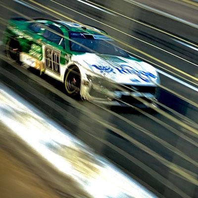 Ryan preece fan
Boston Celtics,bruins and Red Sox fan
praise dale raise hell