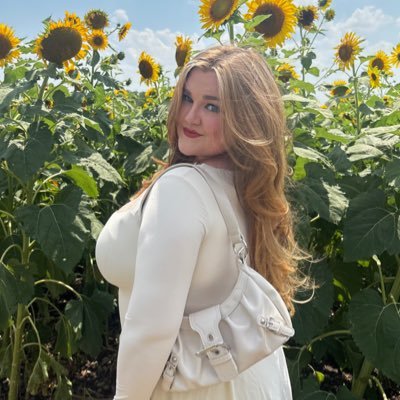 jennanicoletay's profile picture. satx 🌻