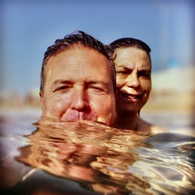 cecinuri's profile picture. Al final seremos historia