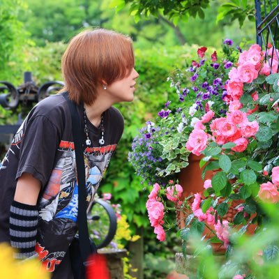 ぷるるんグッドカンパニーというコンビです。まだアマチュア。絵を描きます。like⇒古着/MARVEL/洋楽/アニメ/メイク/激辛料理/飲酒カラオケ/THE YELLOW MONKEY