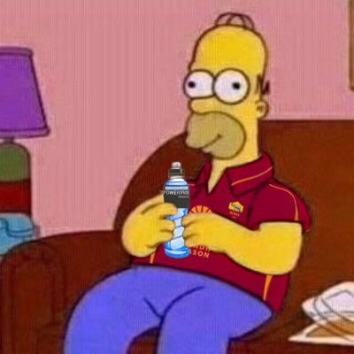 Il mio annuncio diceva bassista cerca gruppo sul post patriarcato 🤝 @schickposting // Anti Romanisti Roma Club