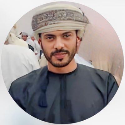 إسقِ الفؤادَ محبةً وسلاماً ، وأرسمْ على وجه الغريبِ وئاماً ..