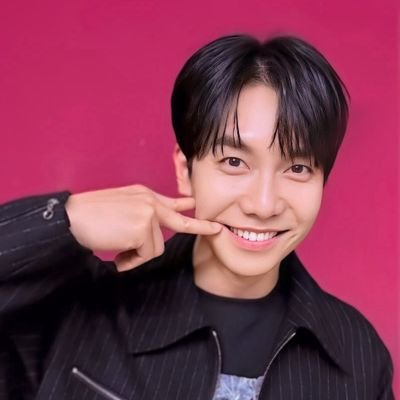 الحساب العربي الوحيد المختص بآخر أخبار النجم العبقري الشامل لي سينغ غي 💚
#LeeSeungGi #이승기 ❤