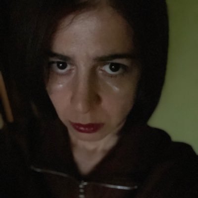 annacobanan8's profile picture. 