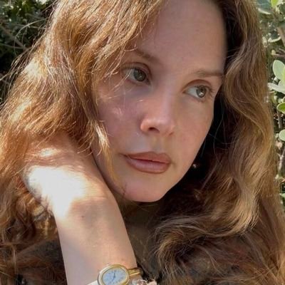 soldelreyy's profile picture. You're in the wind, I'm in the water
             Nobody's son, nobody's daughter