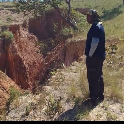 Doutorando Geografia IGC-UFMG; Brasil
PhD student in Geography;
-Geomorphology;
-Geoprocessing;
-Climate;
-Anthropocene.