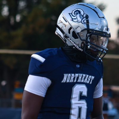SalongoSuleiman's profile picture. Suleiman Salongo (6,2) ,215lbs | northeast high school 🐏 position:D-end , H-back class of “2028” | email :@salongosuleiman@gmail.com God first ✝️