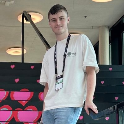 Hey 👋 Eurovision is life!! 🏴 (https://t.co/cAvQl3inJ2)