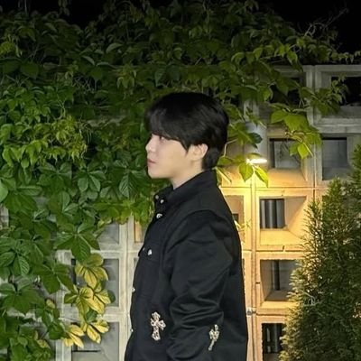 remither4t's profile picture. she/her || 24 || bi? pan? || me talking about my fav fics/writers all day || nsfw 🔞 minors DNF/DNI || multi || block if uncomfy