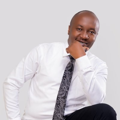 Fils du Kivu, l’Afrique en héritage | Je marche avec le vent du sens | Là où germe l’idée, j’arrose l’espoir.