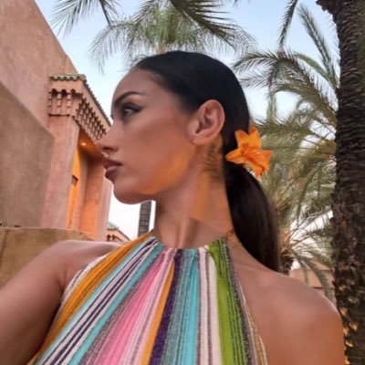 cindy kimberly content to brighten up your day