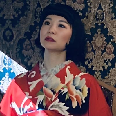 🥃酒呑みシンガーソングライター🔴CDアルバム【酒呑みブルース】全国発売中&サブスク配信中!!🔴ウイスキープロフェッショナル🔴日本酒唎酒師🔴新宿ゴールデン街で昭和歌謡レコード酒場【かおりノ夢ハ夜ヒラク】経営。乾杯は『カキーン🍻』🦞365日着物で生活しとるオカッパです🔴お仕事や雑談はお気軽にDMへ宜願〼!