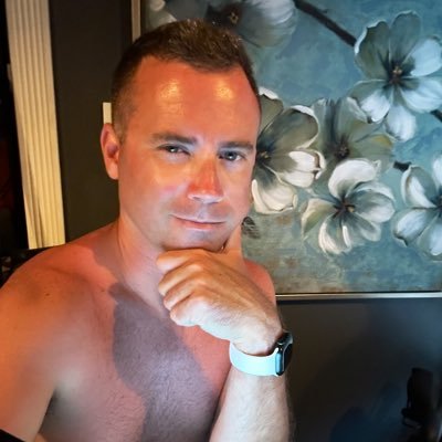 Proud gay advocate 🏳️🌈 | Sharing my journey, love, and life’s adventures | Promoting equality and unity 🌍