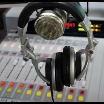 Am award winning DEEJAYPROGRESS working with RAYPOWER FM 102.5 radio station ABUJA