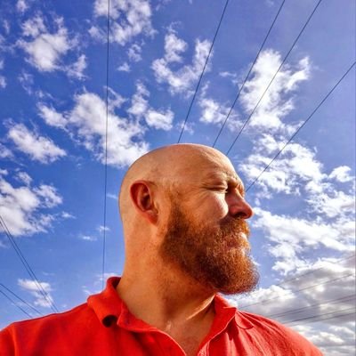 Ginger | 🏳️🌈 | Tennis | Nintendo | Cats | Kylie | Snow | Ski | Art | Outdoors | Kula Shaker | Tech | Design | Star Wars | Geek |
