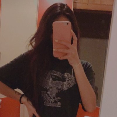 @Khushi4N