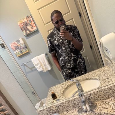 Educator | Mentor | Rip Dontrell Kelly-Russaw | #MenOnTheRiseInc | #LHOTR | #TMOTR | #LLC | Follow my professional pages @RuuudyRuuu_NRJH @OnTheRiseMentor