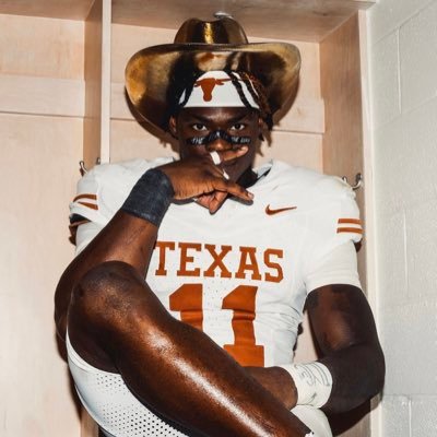 LonghornLounge_'s profile picture. #hookem #foreverNE #differenthere
