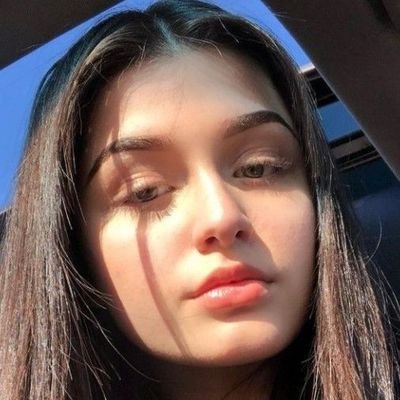 HinaButt00's profile picture. Nothing to hide