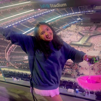 Bri_swifty's profile picture. drunk Taylor Stan ❤️‍🩹 Call it what you want ♡
