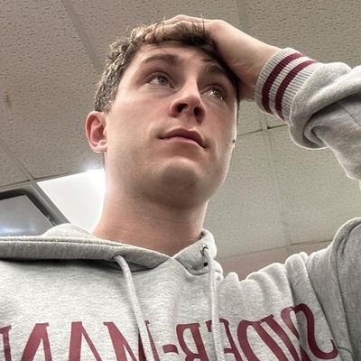 Raphael09887's profile picture. my gay buds I'm a virgin
