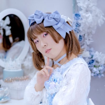 ⋆ ˚ 𝜗𝜚 一生わたしはプリンセス⋆ ˚。𝜗𝜚 ꙳ 被写体です(DM、リプでご依頼頂いてます)/写真だけのアイドルもどき/カメラ/撮影が大好き♡ロリデもよくしてます(甘いもの大好き)/JAM'S🍏