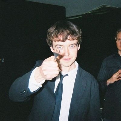 unbornperson's profile picture. la venganza es dulce como un flan con crema