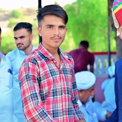 ✍️student life 📚
✍️BSTC complete 🫡
💪Farmer's Son ⛏️💫
WhatsApp n..=7878742149📞📱